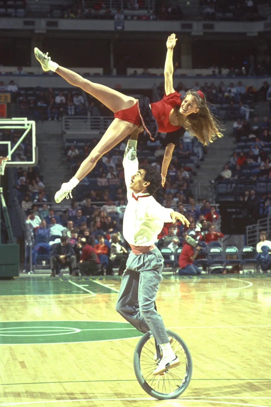 Unicycle performance in the arena